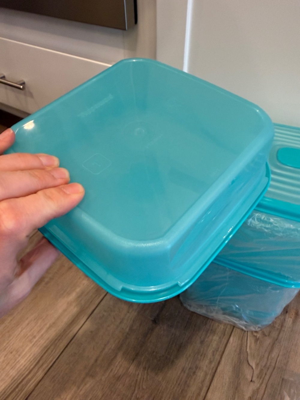 Tupperware Turquoise Square Food Storage Containers - Set of 4 - Picture 15 of 16